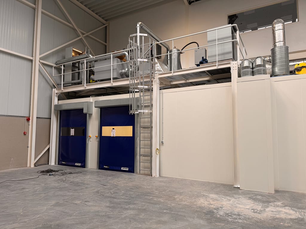 Salle grise Lepivits avec zone technique au-dessus